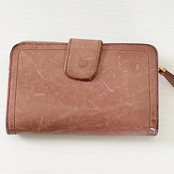 Prada pink glace calf leather medium compact French wallet - Picture 4 of 10